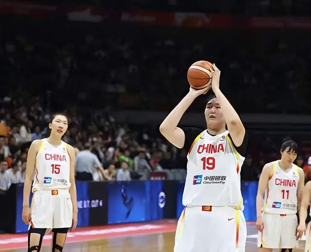 欧冠历史战绩-8分钟11分5板！2.26米小姚明持续爆发 只有老帅能用好她？